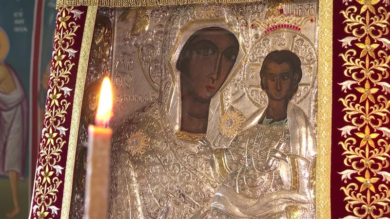 Чудотворната сребрена икона симбол на манастирот Света Богородица Пречиста Кичевска