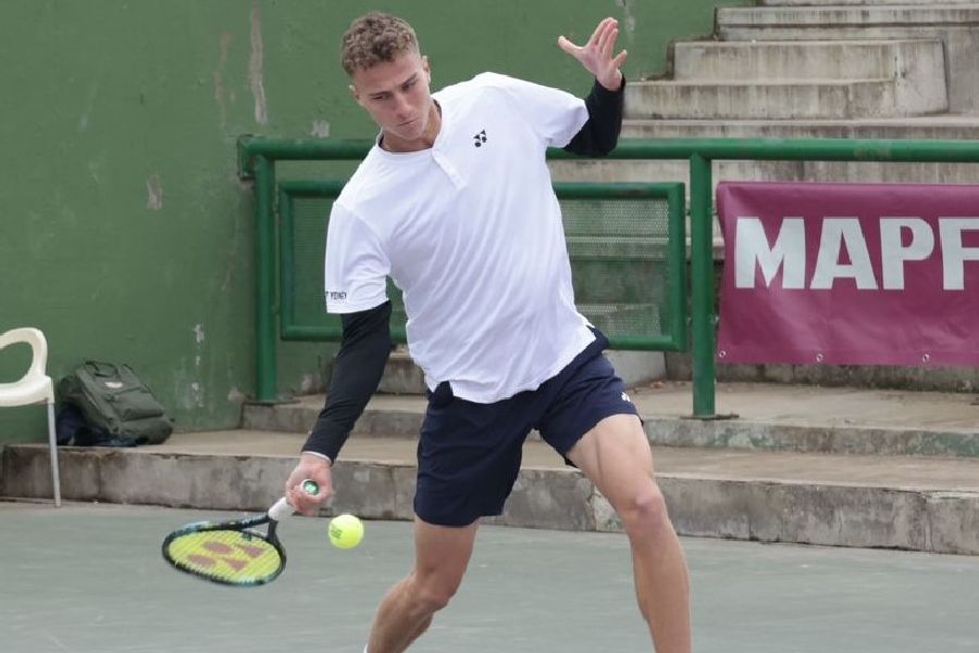 Ивановски успешно стартуваше на турнирот во Тунис