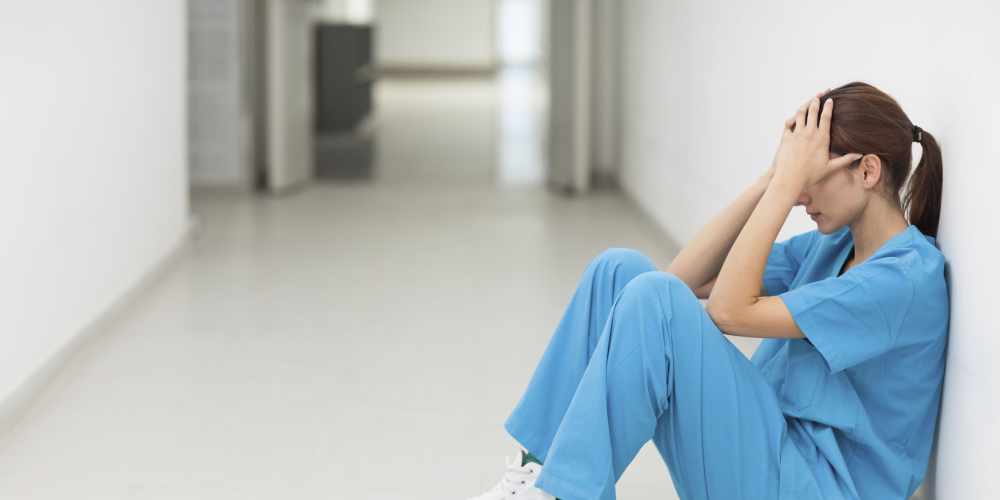 Триесет и четири медицински сестри од високата медицинска школа во Битола сакаат да одат во странство