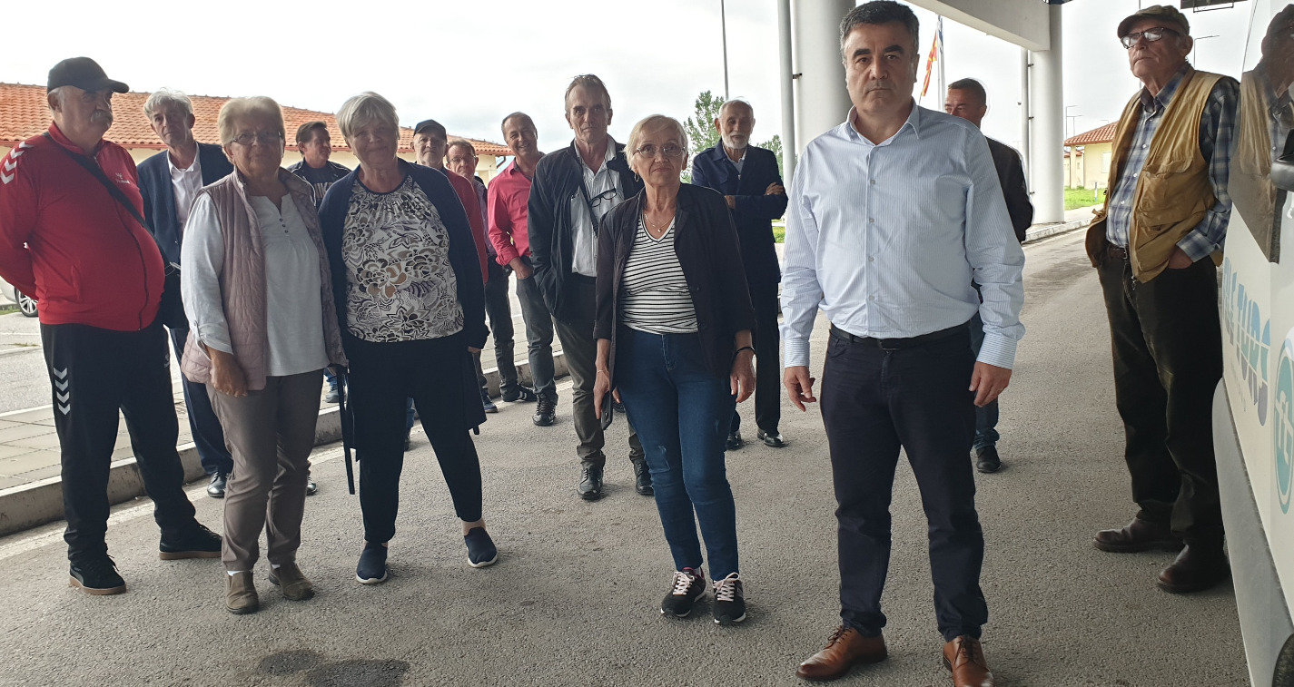 Делегација на Единствена Македонија спречена да отиде во Нивици, на Бачев изречено тригодишно протерување