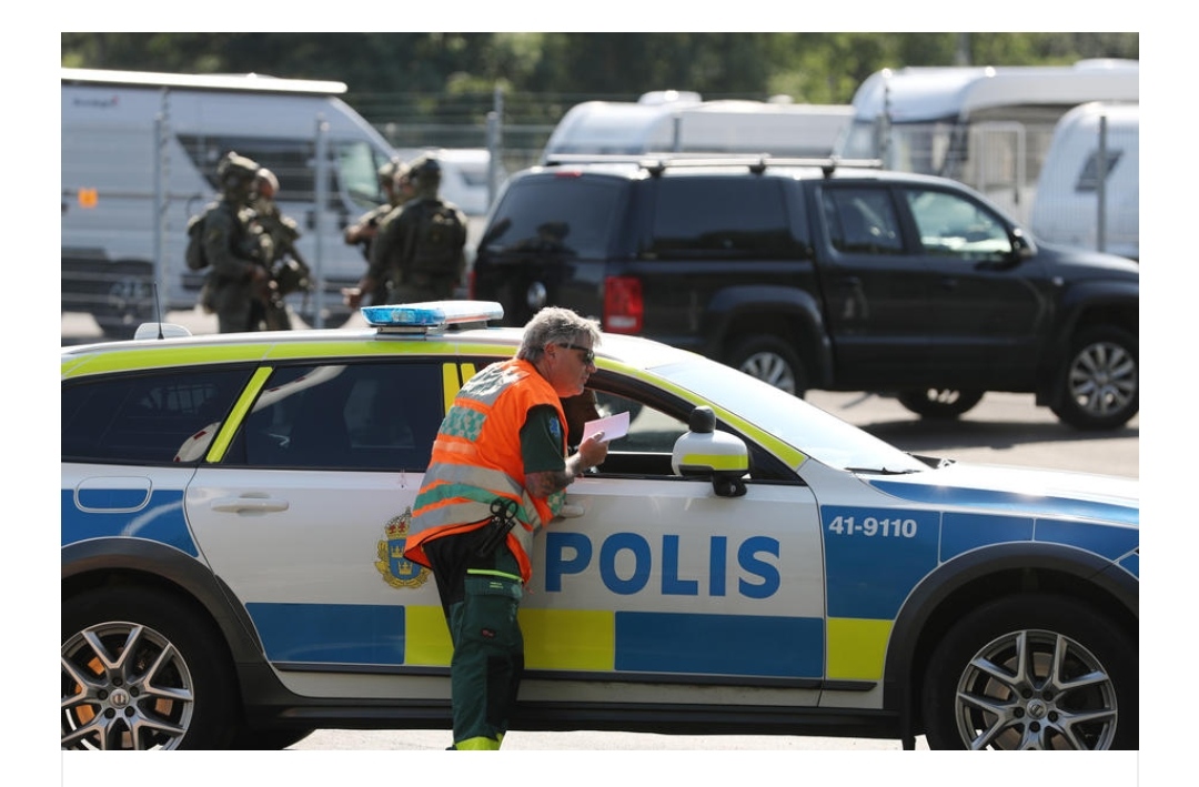 Трагедија во забавен парк во Шведска: Ролеркостер излетал од шините, еден мртов