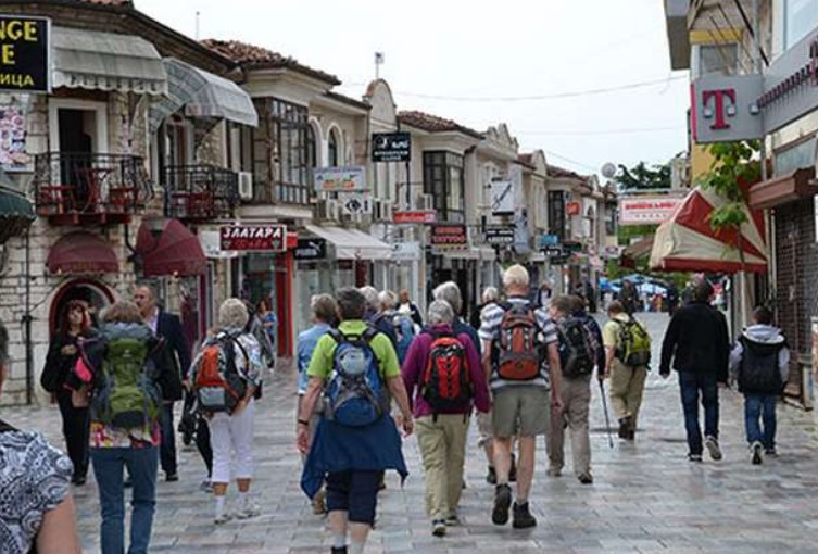 За една година Македонија ја посетиле 30 отсто повеќе туристи, скоро половина се странци