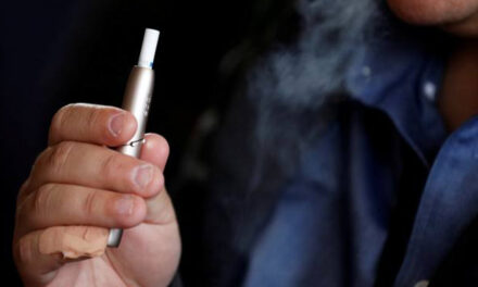 Кривична пријава за негувателката од Велес која на децата им давала да пушат електронска цигара