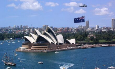 Австралијците на референдум го отфрлија внесувањето на Абориџините во уставот