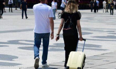 Полесно вработување во Германија за Македонци, младите ги спремаат пасошите и се пакуваат