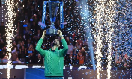 Синер немоќен, Ѓоковиќ го освои седмиот трофеј од АТП финалето