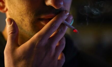 Во Македонија казни до 4.500 евра за пушачите во затворени простории